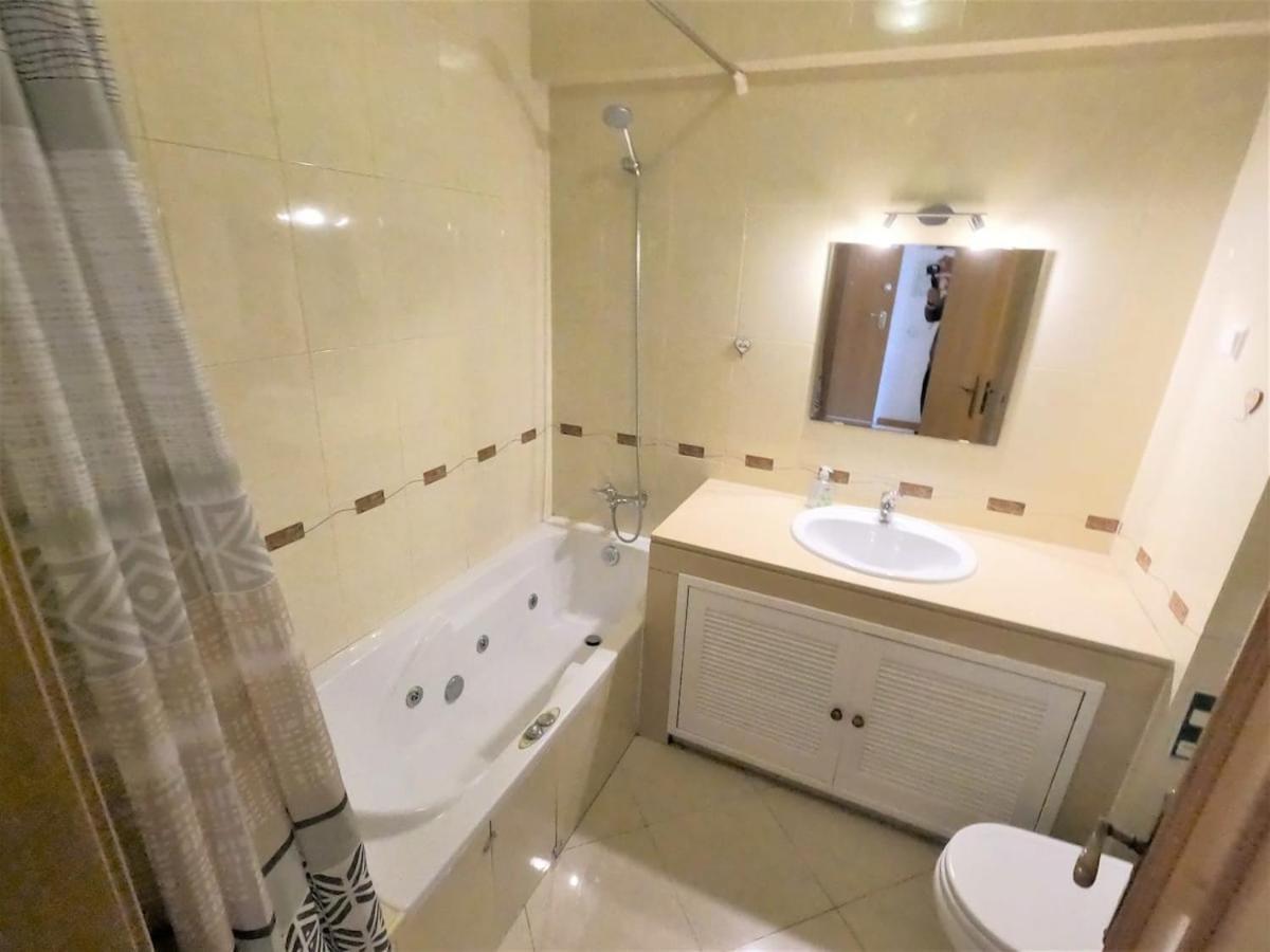 Algarve Modern T1 Apartment With Balcony In Албуфейра Екстериор снимка